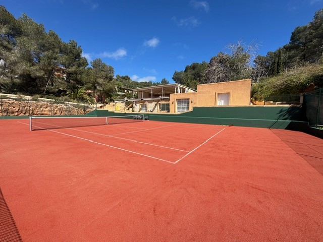 Tennis