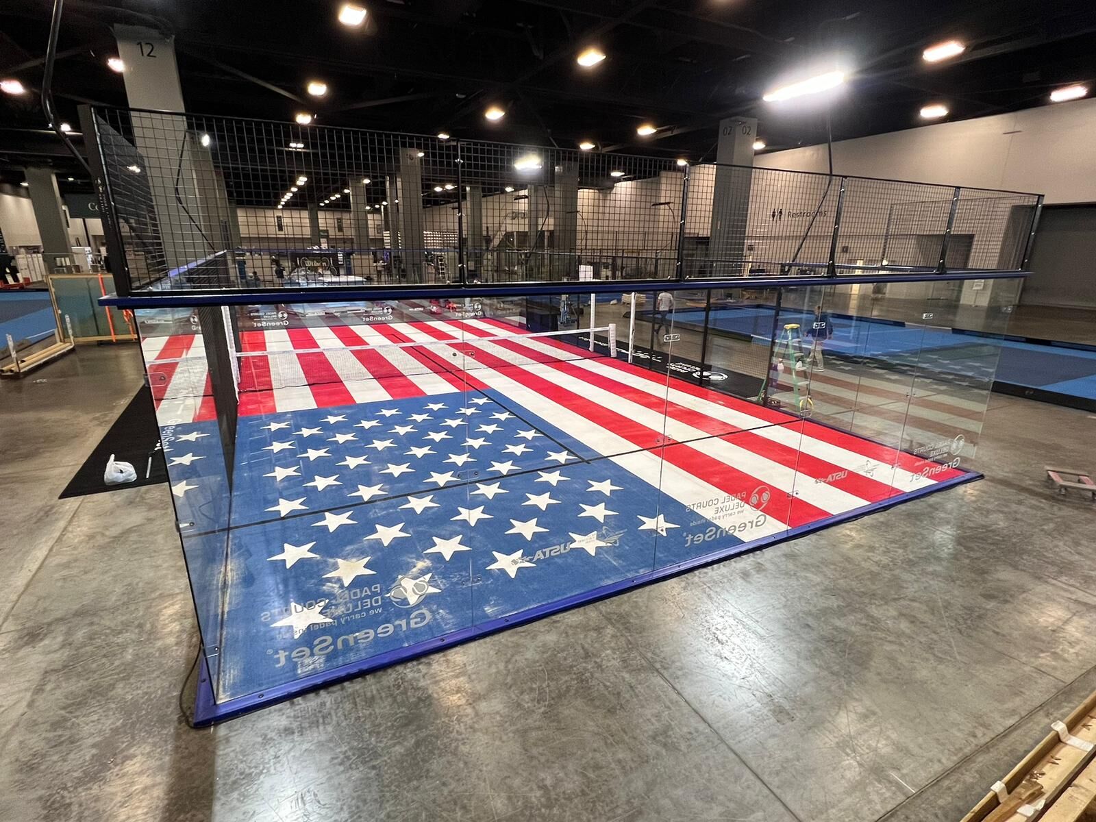 Stars & Stripes padel court 2