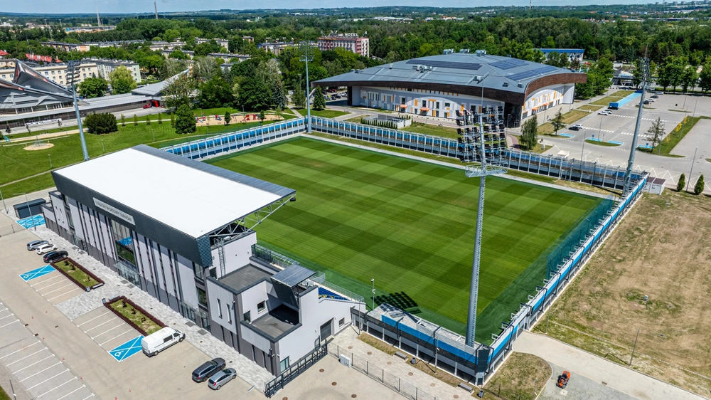 stadion_sportowy_tarnow_-_juventa_hybrid_30